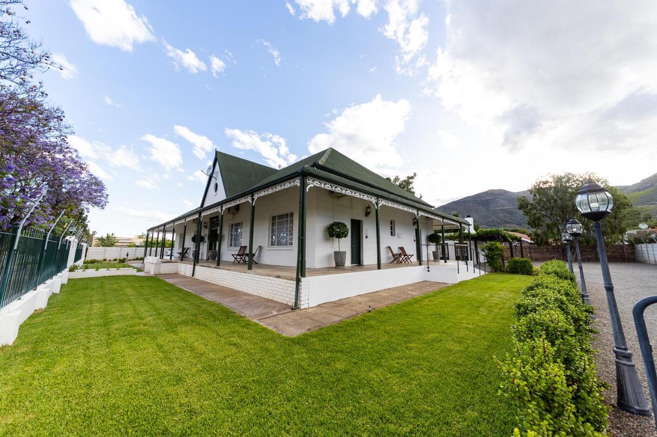 Victorian Square Guesthouse Graaff-Reinet エクステリア 写真