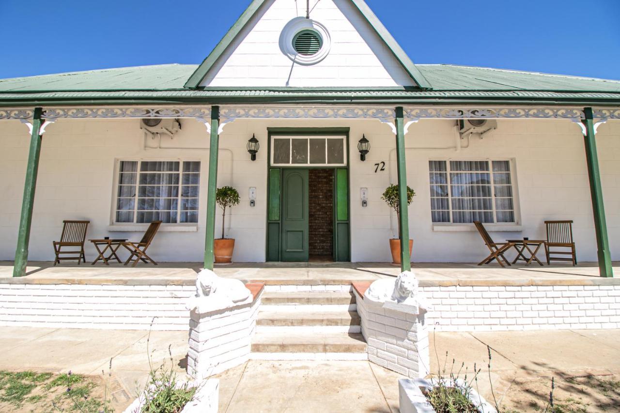 Victorian Square Guesthouse Graaff-Reinet エクステリア 写真
