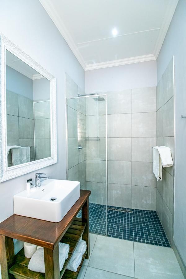 Victorian Square Guesthouse Graaff-Reinet エクステリア 写真